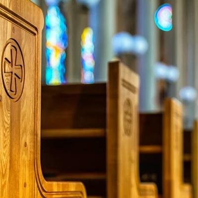 Priest calls for firmer guidance on funeral eulogies