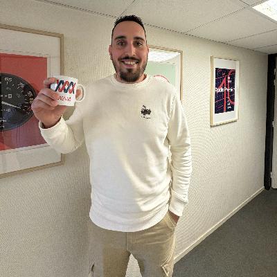 Avec le capitaine Jordan Allais et pivot des Vikings Avec le capitaine Jordan Allais et pivot des Vikings