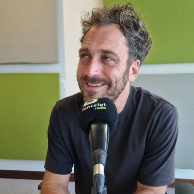 "Improvisando, que no es poco": Guillermo Uruñuela . "Improvisando, que no es poco": Guillermo Uruñuela .