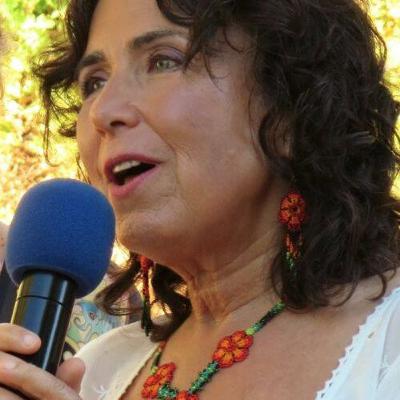 Episode 2 - Doula training is training to be a Human Being