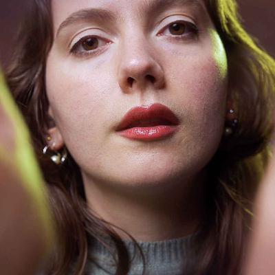 Asmr - Massage du visage et du cuir chevelu