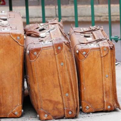 Episode 8 - Baggage Episode 8 - Baggage