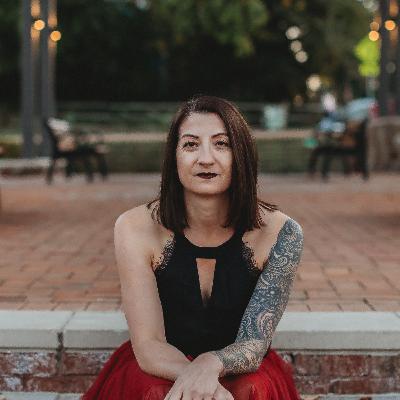 S5:E27 Courtney Le Blanc Talks to Dion O'Reilly