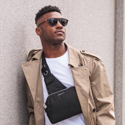Jonthan Wells: Soho House Nomad, Ex-Team USA Athlete, Almost On Your Favorite Netflix Dating Show, Salary Negotiation Specialist