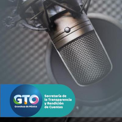 Entrevista con Iris Bañuelos en Blu FM 92.3 de León, Gto.