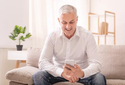 Why Mid-Life Gay Men Still Use Hookup Apps — and What That Really Means