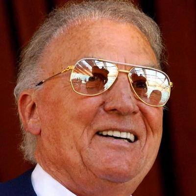 Sydney radio veteran John Laws has passed away at the age of 90