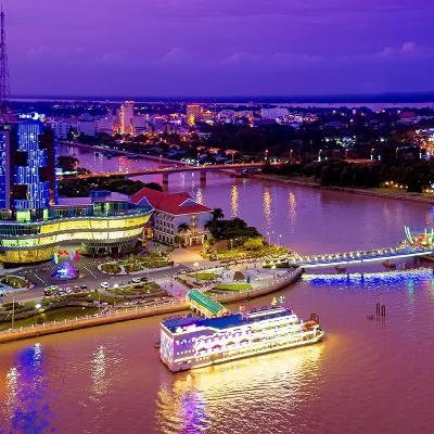 Làm gì để khai thác tốt “văn hóa đêm Ninh Kiều”?