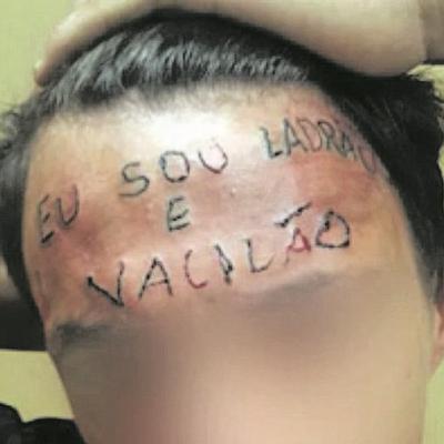 RAPAZ DA TATUAGEM DA TESTA É PEGO COMETENDO NOVOS CRIMES RAPAZ DA TATUAGEM DA TESTA É PEGO COMETENDO NOVOS CRIMES