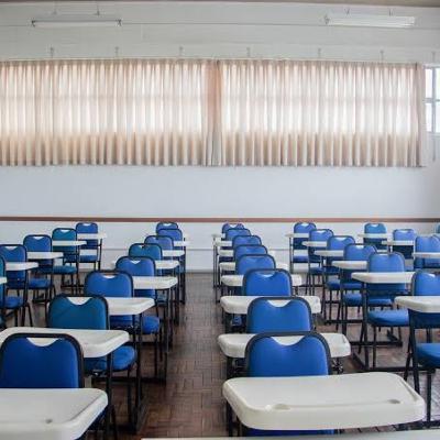 Porque a culpa e só dos alunos