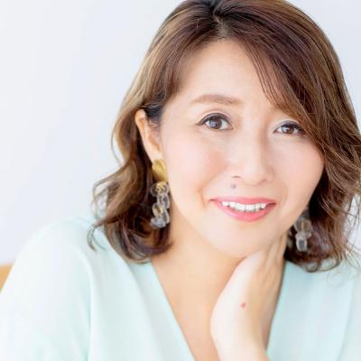 【vol.89】 “子育ての「べき」を手放そう” 子どもと一緒に、しあわせな大人になっていく／ライター、コラムニスト 佐藤友美（さとゆみ）さん