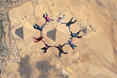 93 Arthur Amarra and the World's First Heads Up Display for Skydiving
