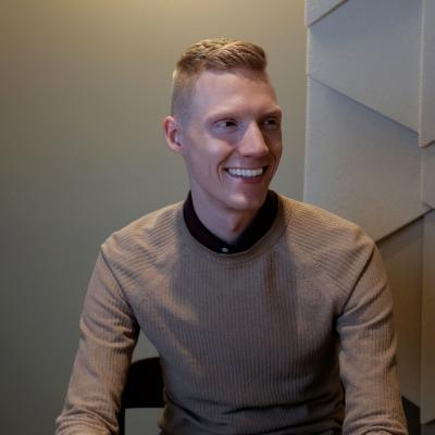 18. Jens Bringsjord /senior produktdesigner - Å jobbe med Adidas og Fjong, problemløsing, podkasting og forskjellen på ui og ux-design