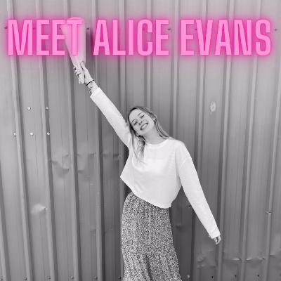 Strong Moms Fitness Podcast Host and Podcasting Coach Daisy Bravo!