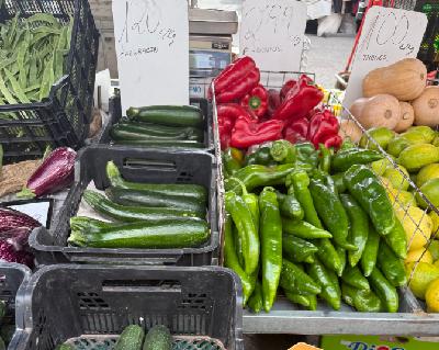Visitamos el mercadillo de Puente Tocinos