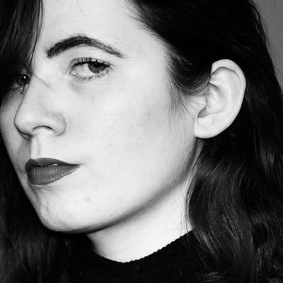 Tús Áite: Naoise Dolan