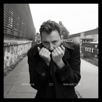 Cesare Cremonini: il pianista di David Bowie nel nuovo singolo Cesare Cremonini: il pianista di David Bowie nel nuovo singolo