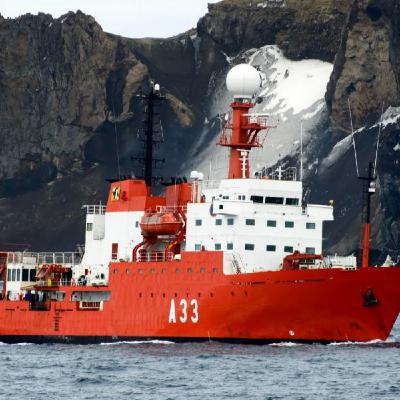 EL ROMPEOLAS T08C019 Los ICUES de CORI. El Hespérides zarpa el próximo sábado hacia la Antártida (15/11/2025) EL ROMPEOLAS T08C019 Los ICUES de CORI. El Hespérides zarpa el próximo sábado hacia la Antártida (15/11/2025)