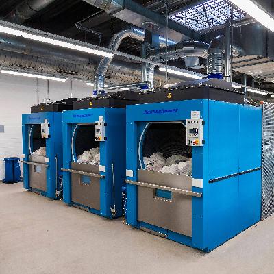 Wer haftet bei Verfärbungen auf Jacke nach Textilreinigung? Wer haftet bei Verfärbungen auf Jacke nach Textilreinigung?