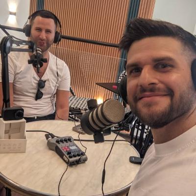 שמעפודקאסט 10 - גיא הוכמן | קצין חיוך ראשי