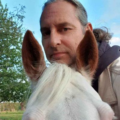 Gubben Med Hatten #43 - Hovmästaren Henrik Alling är tillbaka med all sin visdom!