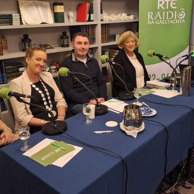 Tús Áite: Tionól Forbartha Gaeloideachas 2025 i bPáirt le COGG