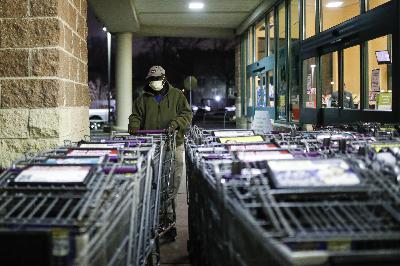 Mass. Workers Share Hopes, Concerns About Plans To Lift COVID Restrictions