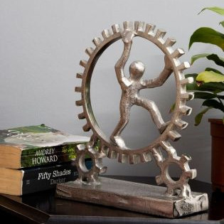 5 Types of Accent Pieces Perfect for Office Decoration