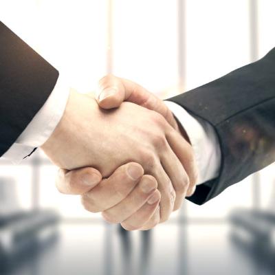 CARACTERÍSTICAS Y EJEMPLOS DE COMUNICACIÓN EFECTIVA.