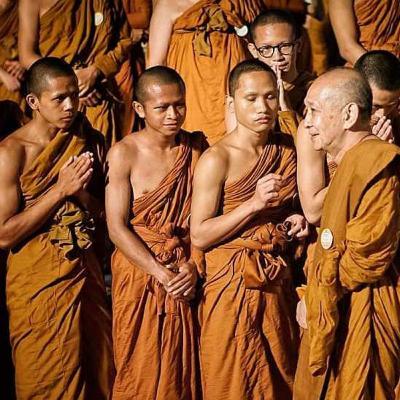Cara Berpikir Secara Anjuran Buddha 🇮🇩| Bhante Panavaro