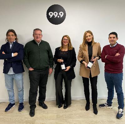 Café de negocios con Ivefa
