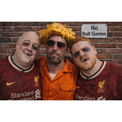 Season 3 Episode 6 — “Only Rants in Pants: Football Twitter For Sale”