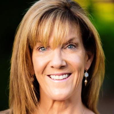 Interview with Lynn DelGaudio - Author/Speaker/Coach/Seeker/6-Step Mindstyle Guru