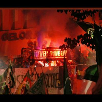 Apa sih itu cinta, LDR atau Bertemu.