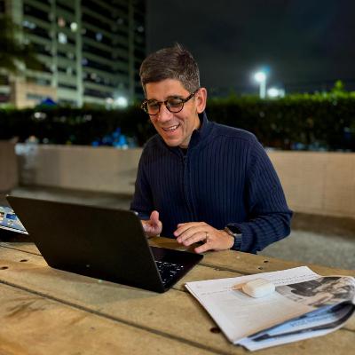 Rodrigo Rasina #99 | A.I.D.A híbrido: Como unir o digital e o físico para vender mais. Rodrigo Rasina #99 | A.I.D.A híbrido: Como unir o digital e o físico para vender mais.