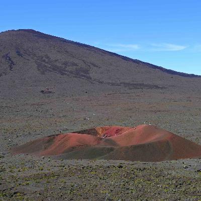 Folge 6 Vulkanwanderung, Hundeattacke und Dinner for two