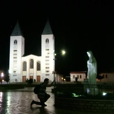 Adoración Eucarística en Medjugorje. Adoración Eucarística en Medjugorje.