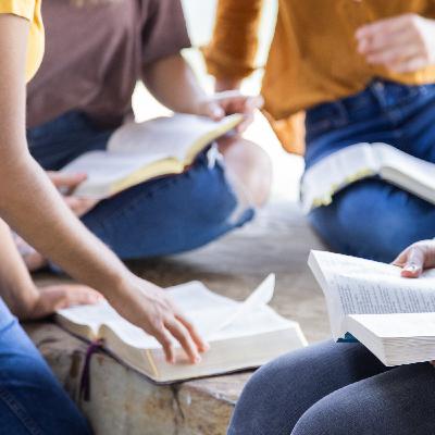 Ep 220 - Finding Friends and Building Community While You Stand Ep 220 - Finding Friends and Building Community While You Stand