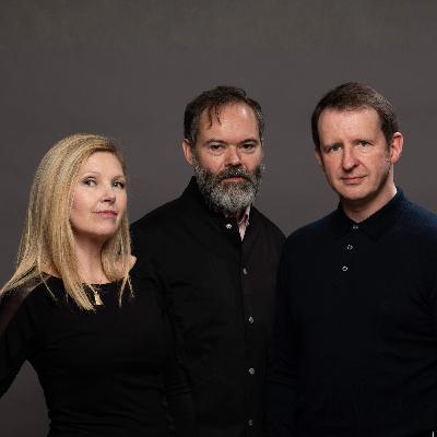 Saint Etienne go out with a big party on 'International'