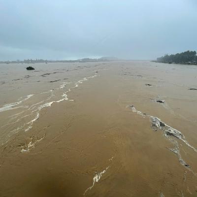 Tiêu điểm - Mưa lũ miền Trung: 7 người chết, 5 người mất tích, hơn 100 ngàn nhà ngập