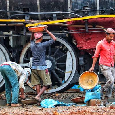 पटरियां ...