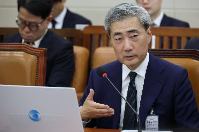 Import prices surge, signaling long inflation battle Import prices surge, signaling long inflation battle