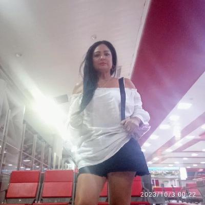 COLUMNA CUBA CORALYS BELLAS EL CLUB DE LA PLUMA 12-10-2025
