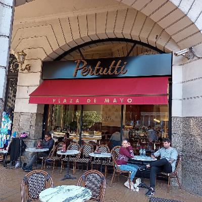 Yamila Fernández ("Pertutti" Fabricantes de Pan Dulce) En La Trinchera @trinchera_en