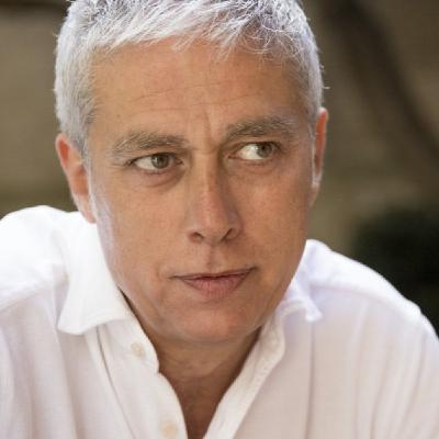 Albert Om, faries venir nervis a un mort