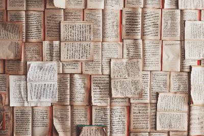 What's a Trunk Novel and Tips for Finding New Books with Kim Christenson