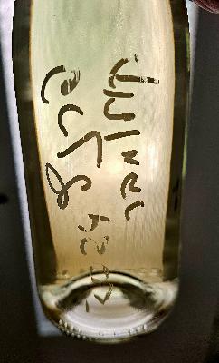 ין לשניים - פרק 33 - על סומלייה עם לב, על הייננית אורנה לב שמייצרת יינות נפלאים, יינות מטה יהודה שחזרו מאיטליה עטורי פרסים, מידות בקבוקי יין וה ין לשניים - פרק 33 - על סומלייה עם לב, על הייננית אורנה לב שמייצרת יינות נפלאים, יינות מטה יהודה שחזרו מאיטליה עטורי פרסים, מידות בקבוקי יין וה