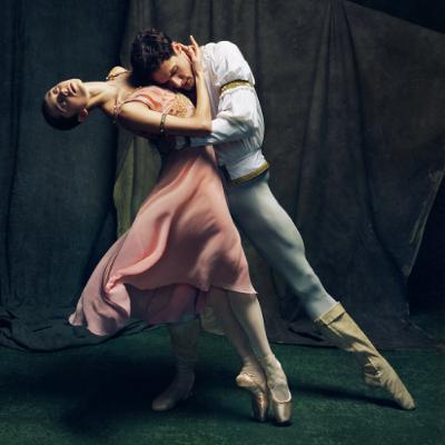 Romeo & Juliet Romeo & Juliet