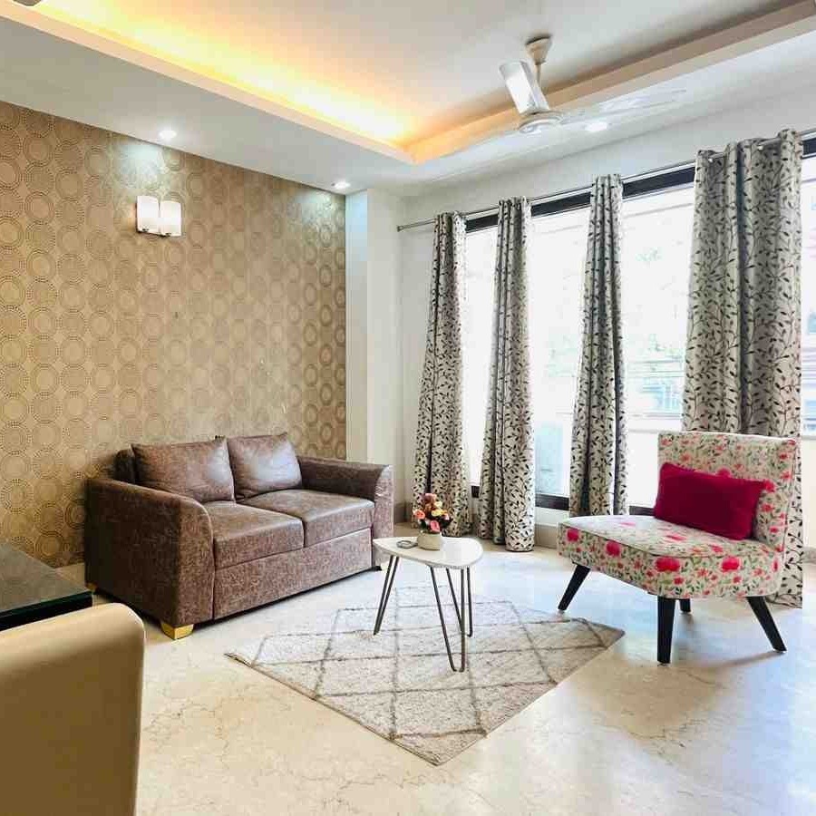 How To Brighten A Dull Apartment_