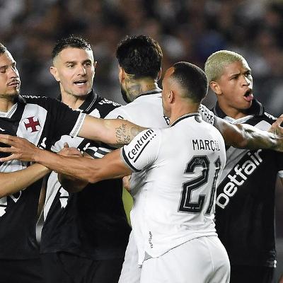 GE Vasco #415 - Diniz achou a escalação ideal do meio-campo?